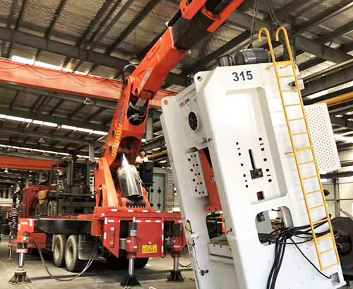 昭化附近随车吊出租，轻松解决运输难题